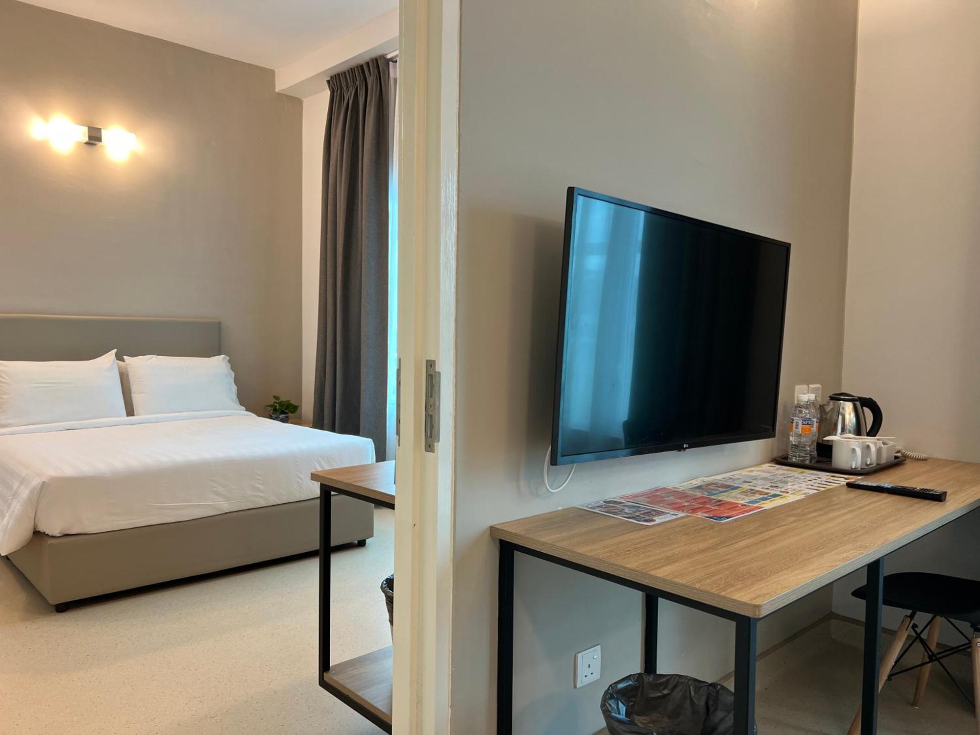 Serapi Verdure Hotel Кучинг Экстерьер фото