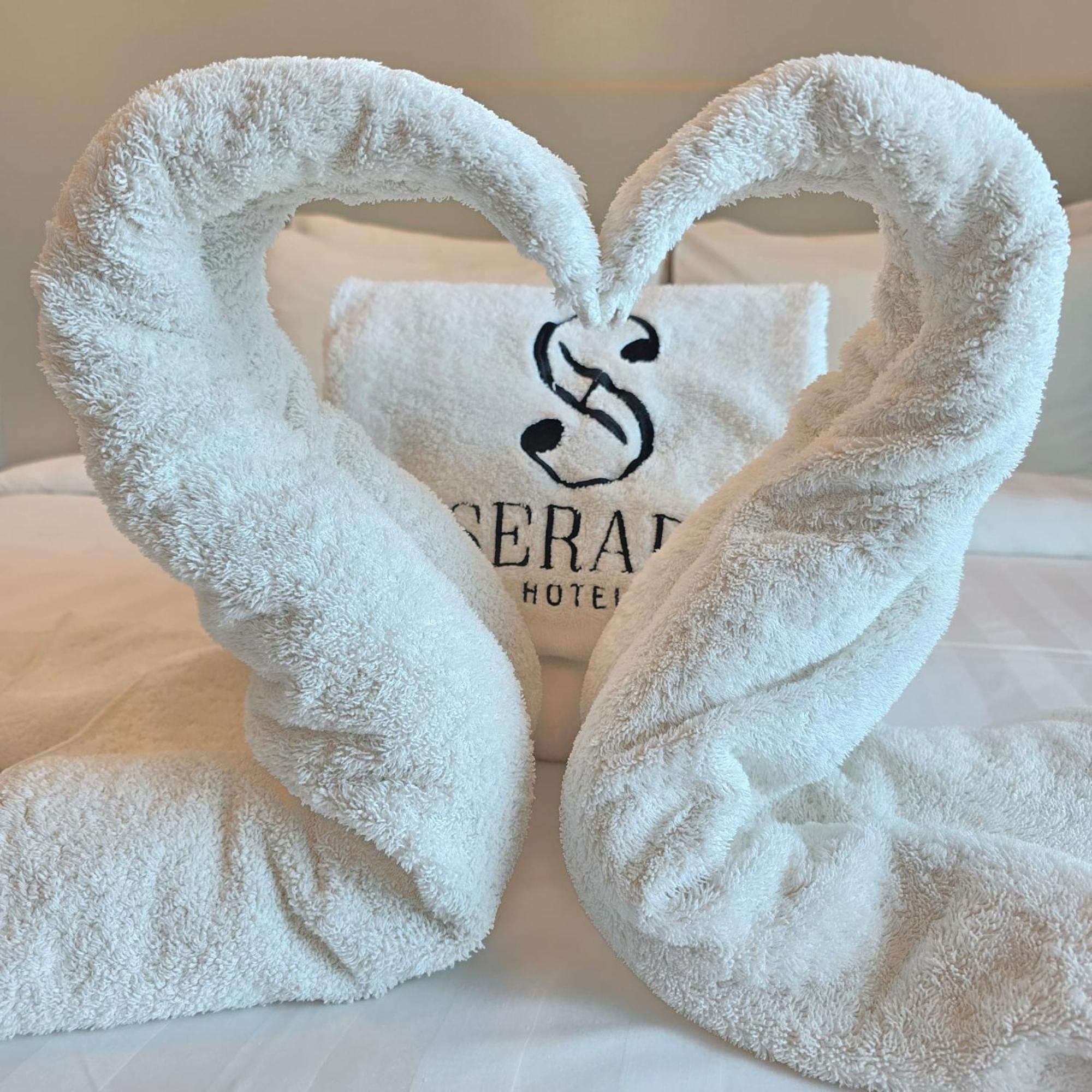 Serapi Verdure Hotel Кучинг Экстерьер фото